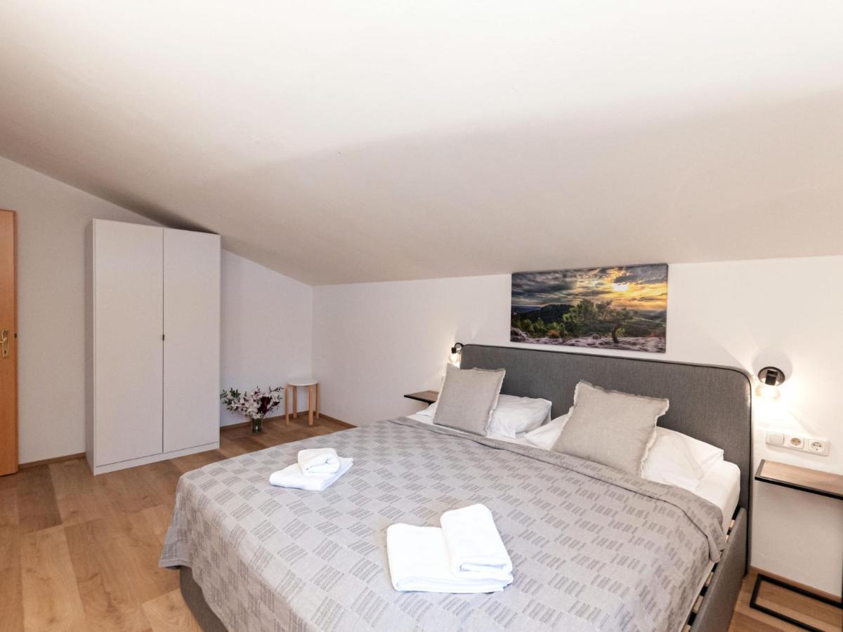 Apartment Alpenchalets - Zse202 By Interhome Zell am See Exterior foto